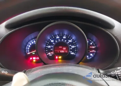 2015 Kia Soul z USA, uszkodzony, nr VIN KNDJN2A2XF7780008